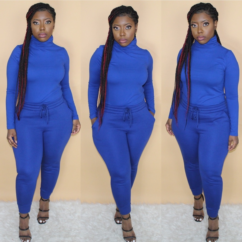 Royal Turtleneck Set